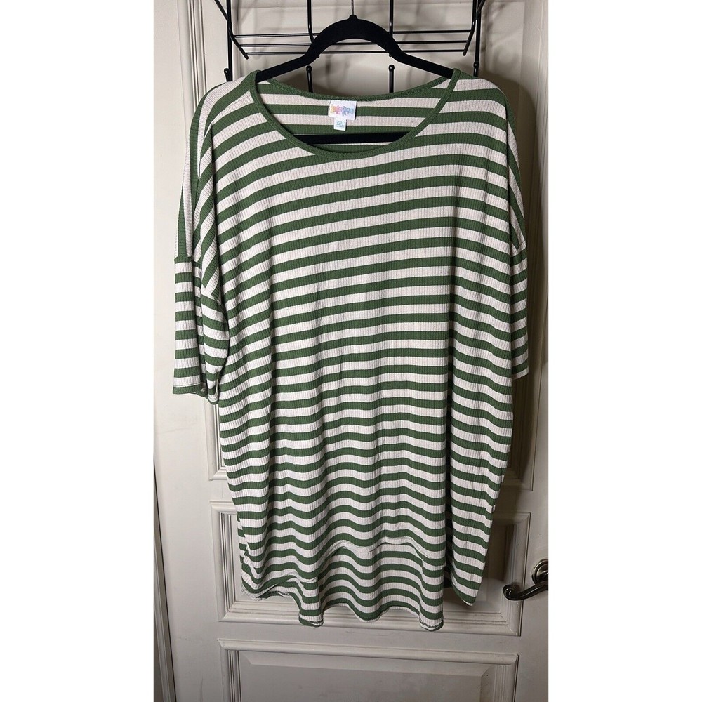 Lularoe T-Shirt Womens Size 2XL Stripes Green